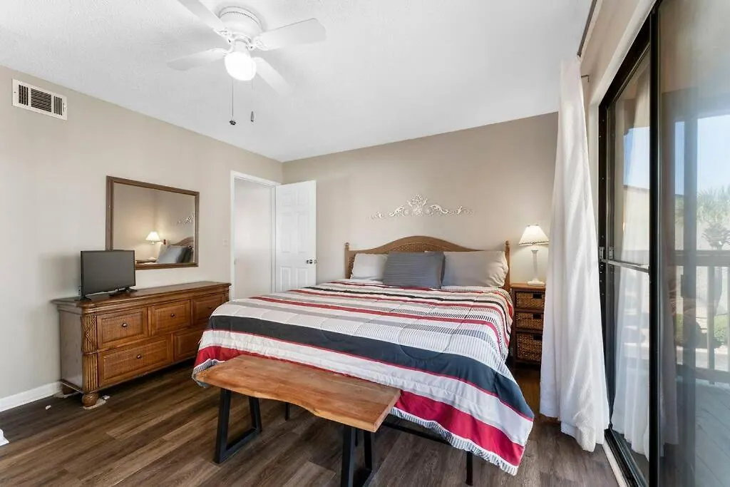 Daire Across From West End Beach! Pet Friendly! Panama City Beach