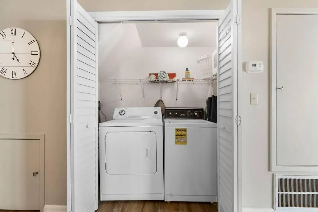 Across From West End Beach! Pet Friendly! Panama City Beach